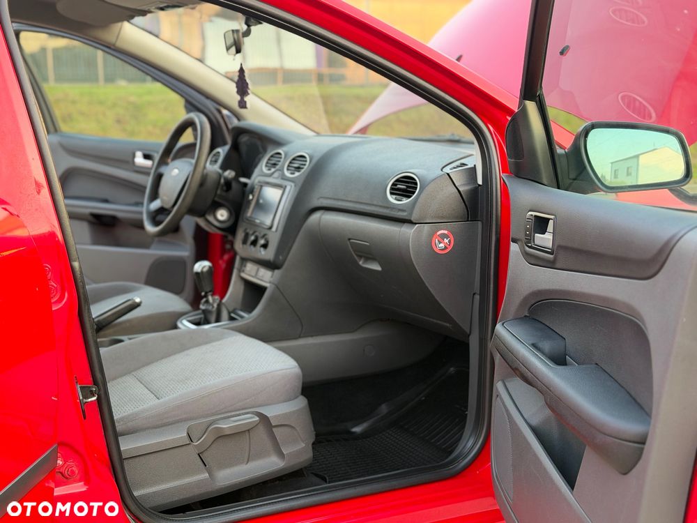 Ford Focus 1.6 TDCi Trend - 17