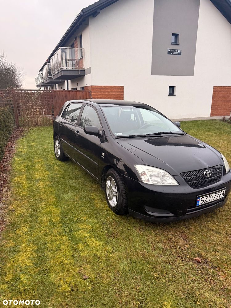 Toyota Corolla 1.6 VVT-i Terra - 1