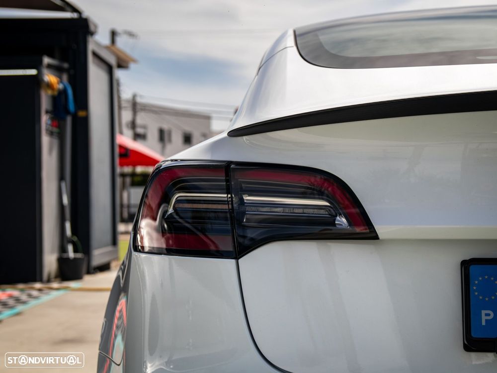Tesla Model 3 Performance Dual Motor AWD - 12