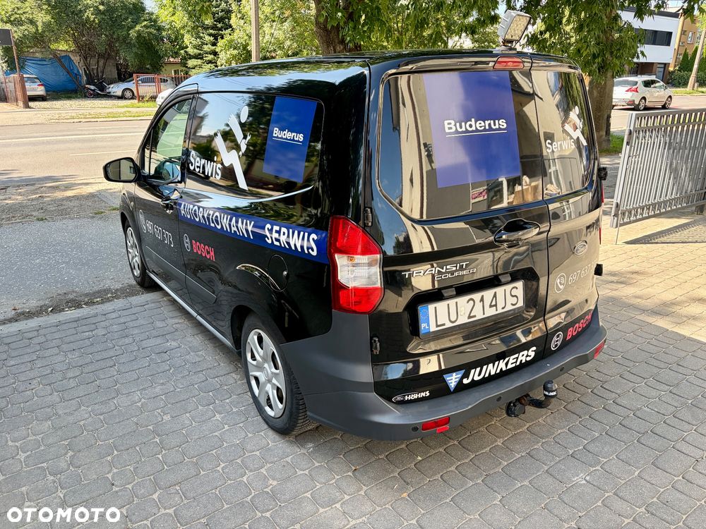 Ford Transit Courier - 8