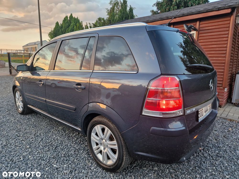 Opel Zafira 1.9 CDTI Navi - 10