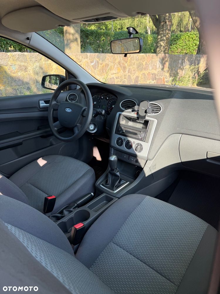 Ford Focus 1.6 FX Silver - 16