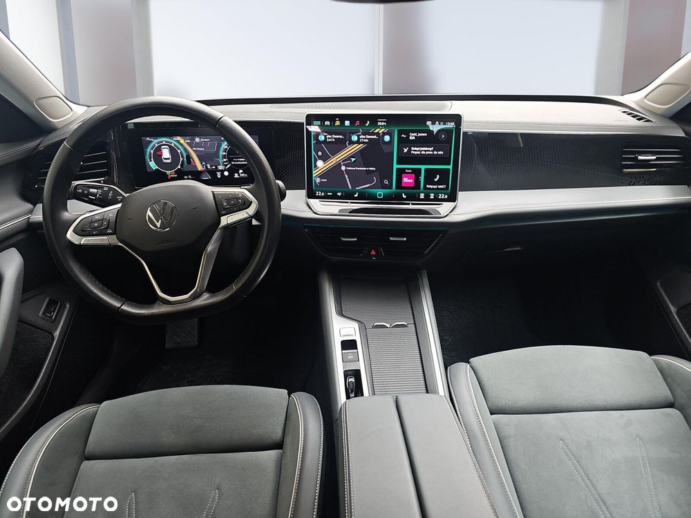 Volkswagen Passat - 8