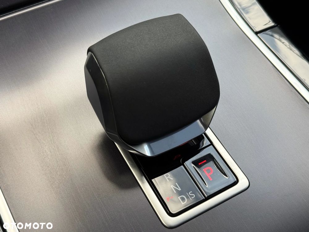 Land Rover Range Rover Velar D200 Dynamic SE - 7
