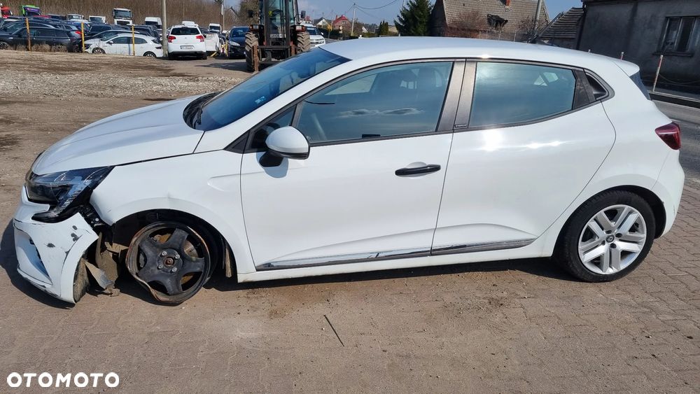 Renault Clio E-TECH 140 INTENS - 12