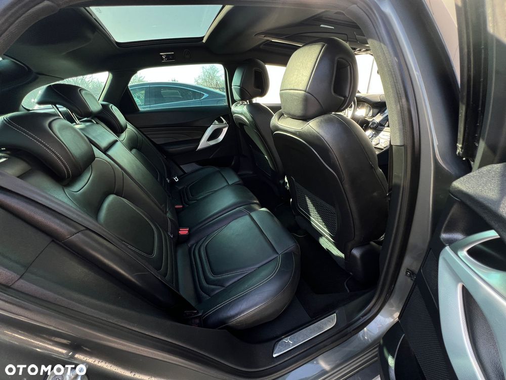 Citroën DS5 Hybrid4 EGS6 SportChic - 39