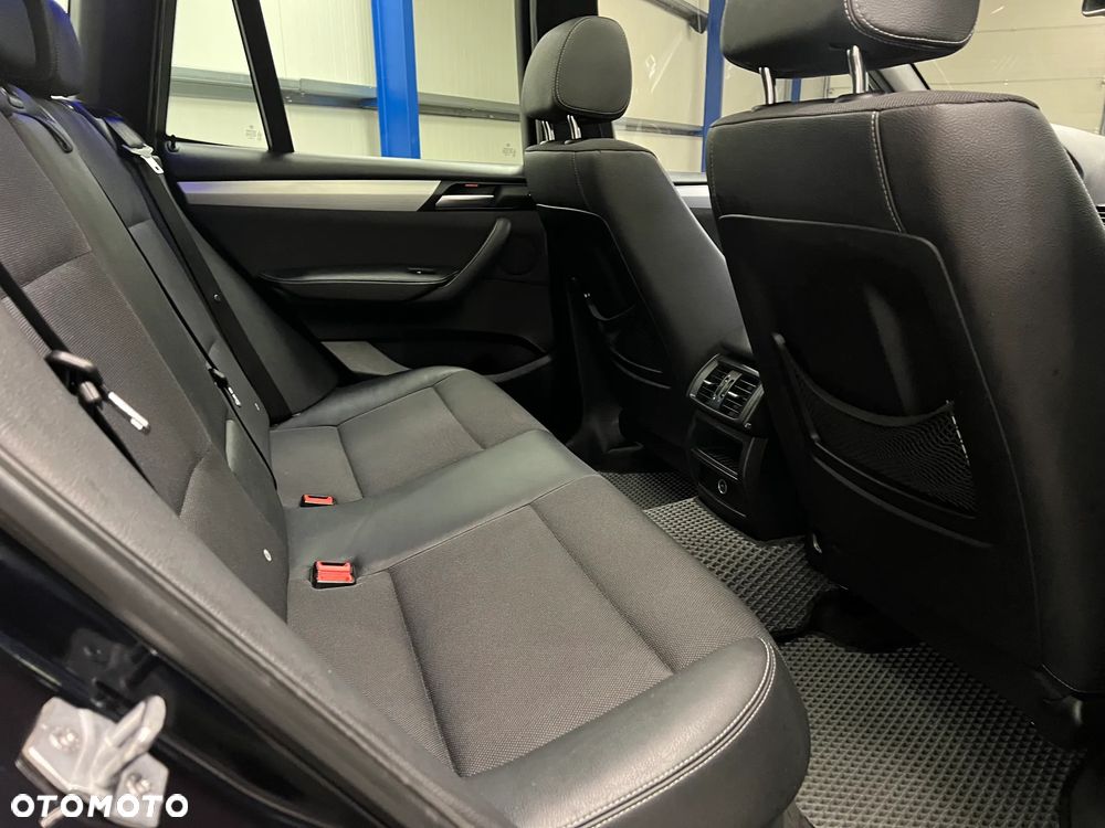 BMW X3 xDrive20d - 34