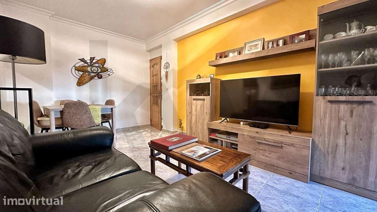 Apartamento T2 | R/C alto | Alhos Vedros | Com arrecadação - Grande imagem: 4/15