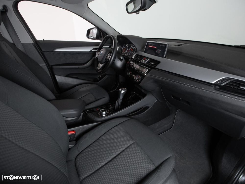 BMW X2 25 e xDrive - 12