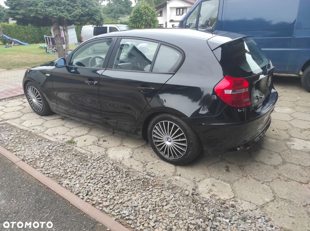BMW Seria 1 118i - 4