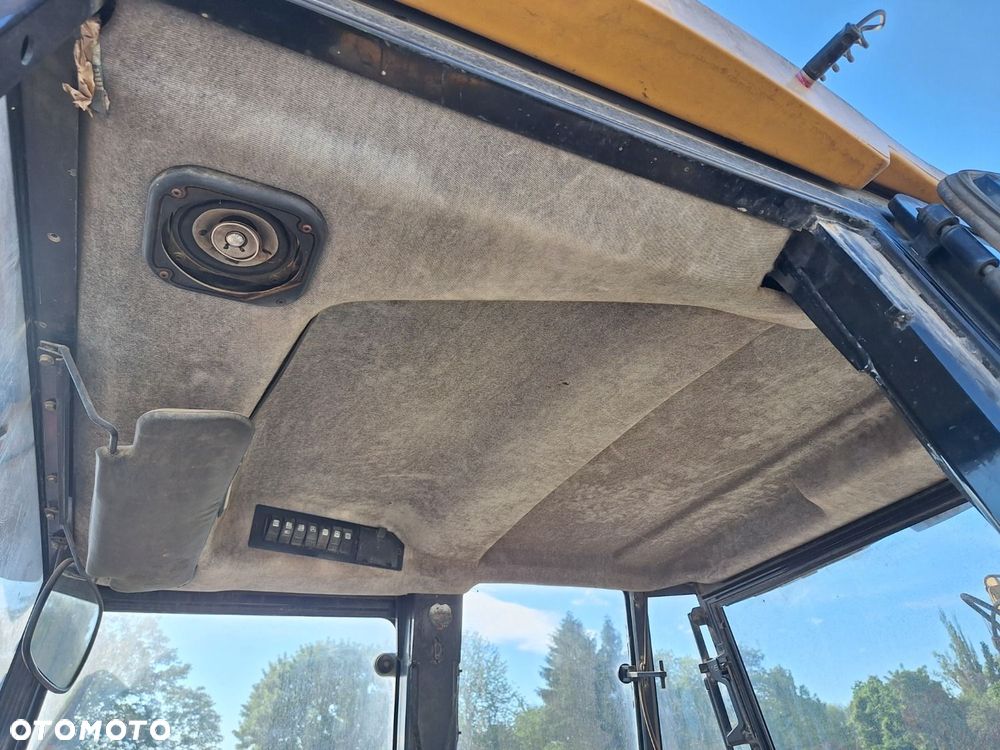 Caterpillar 428 C 4X4 - 19