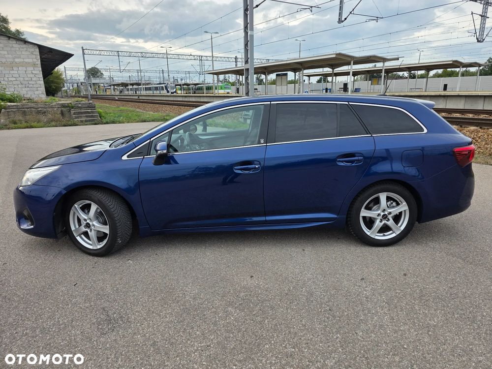 Toyota Avensis Touring Sports 1.8 Multidrive S Comfort - 4