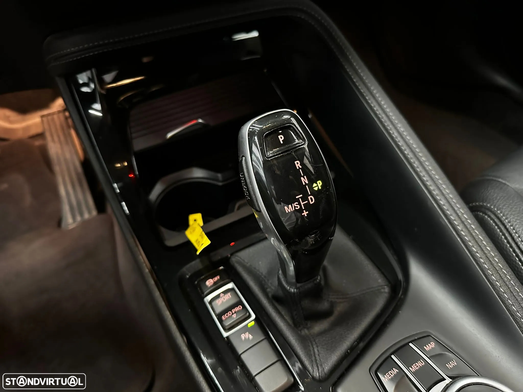 BMW X1 16 d sDrive Auto - 33