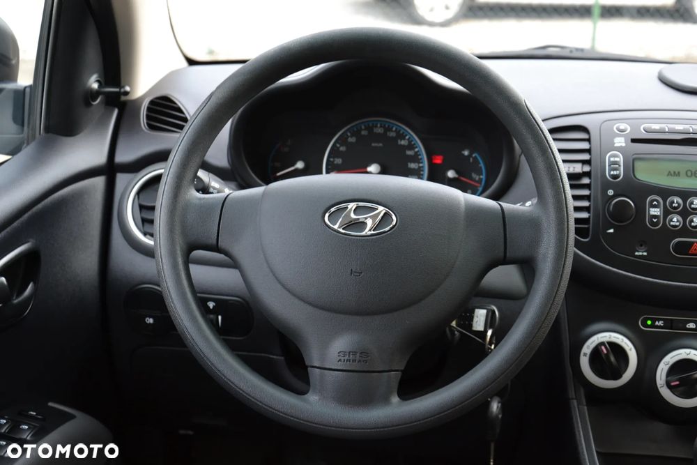 Hyundai i10 1.1 Classic + - 19