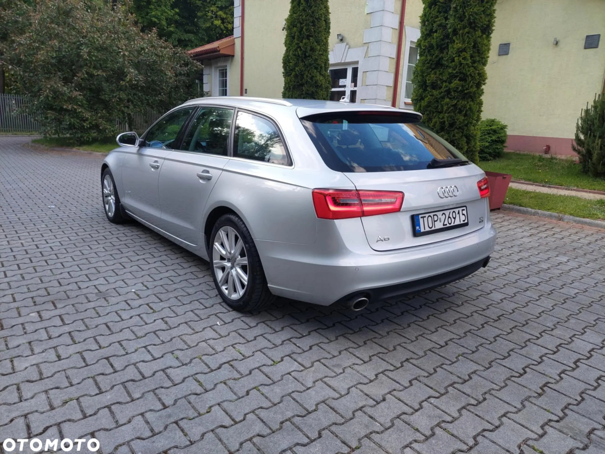 Audi A6 Avant 2.0 TDI Ultra S tronic - 3