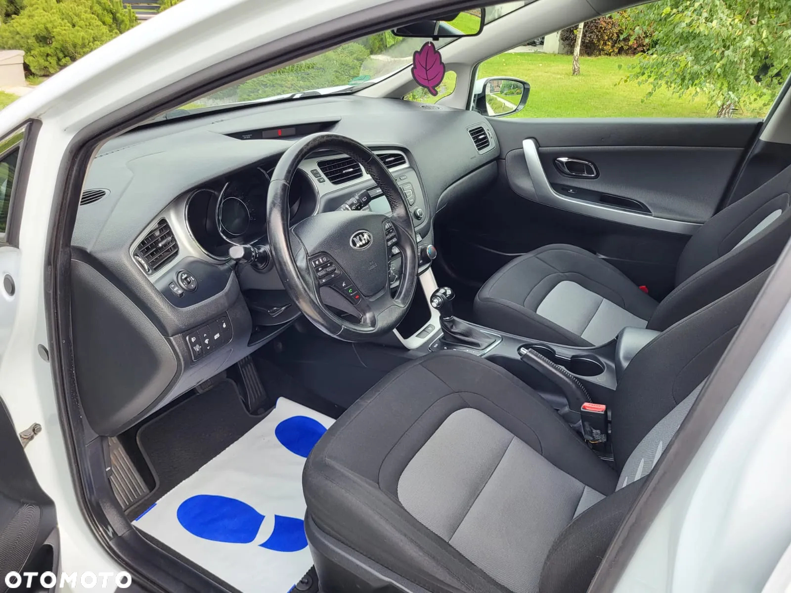 Kia Ceed 1.6 GDI DCT SW Platinum Edition - 6
