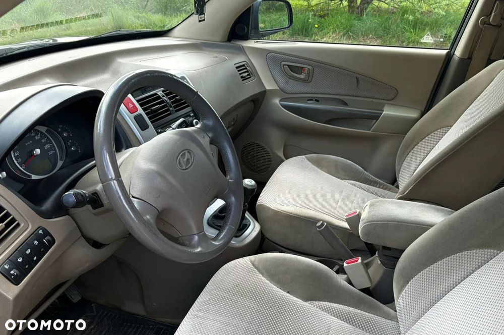 Hyundai Tucson 2.0 2WD GLS - 15