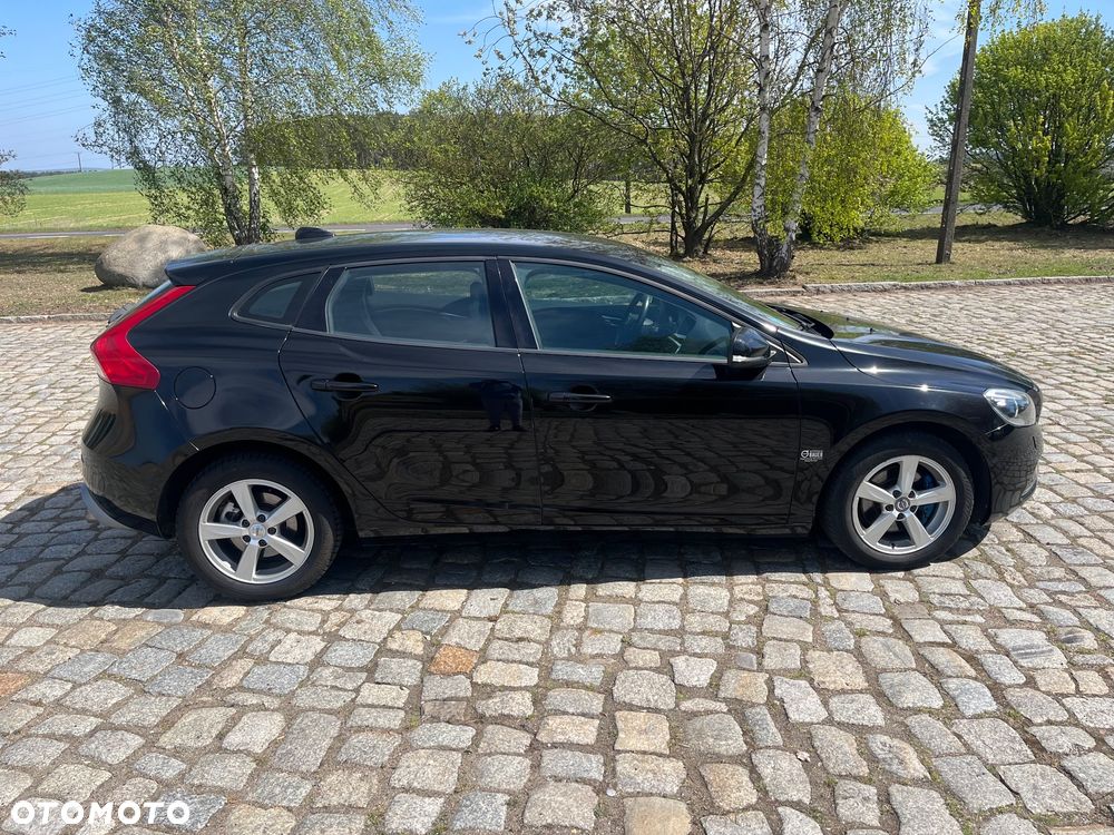 Volvo V40 T2 Kinetic - 4