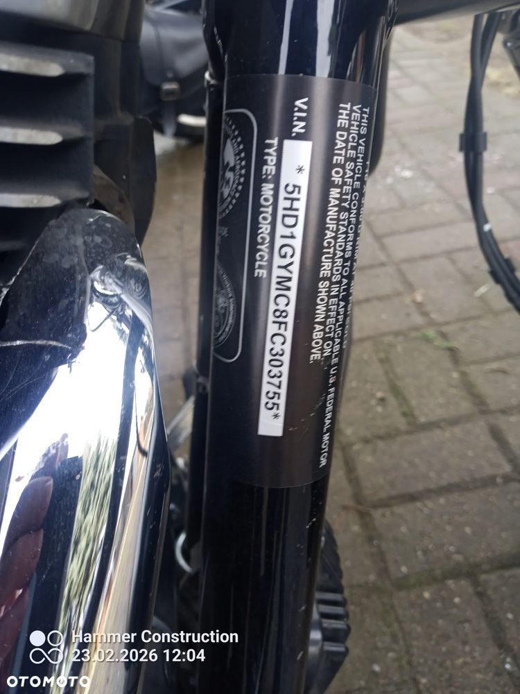 Harley-Davidson Dyna Fat Bob - 10