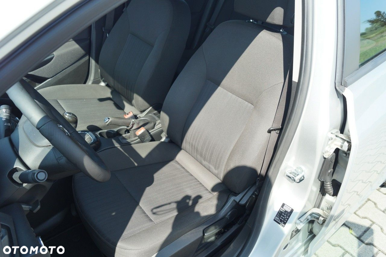 Opel Astra - 25