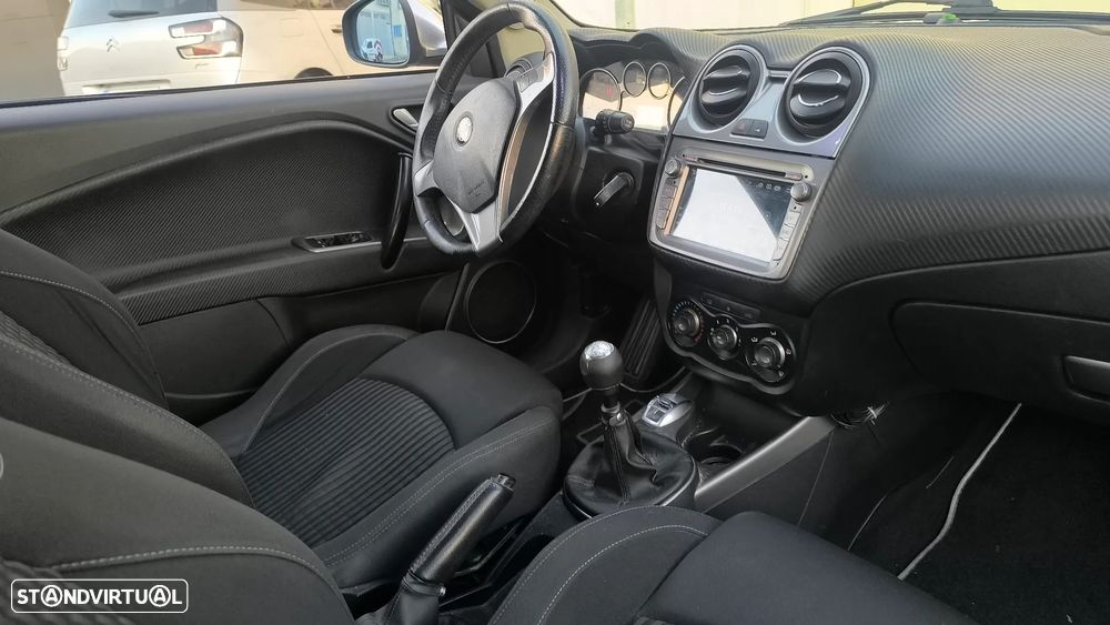 Alfa Romeo MiTo 1.3 JTD Distinctive - 16