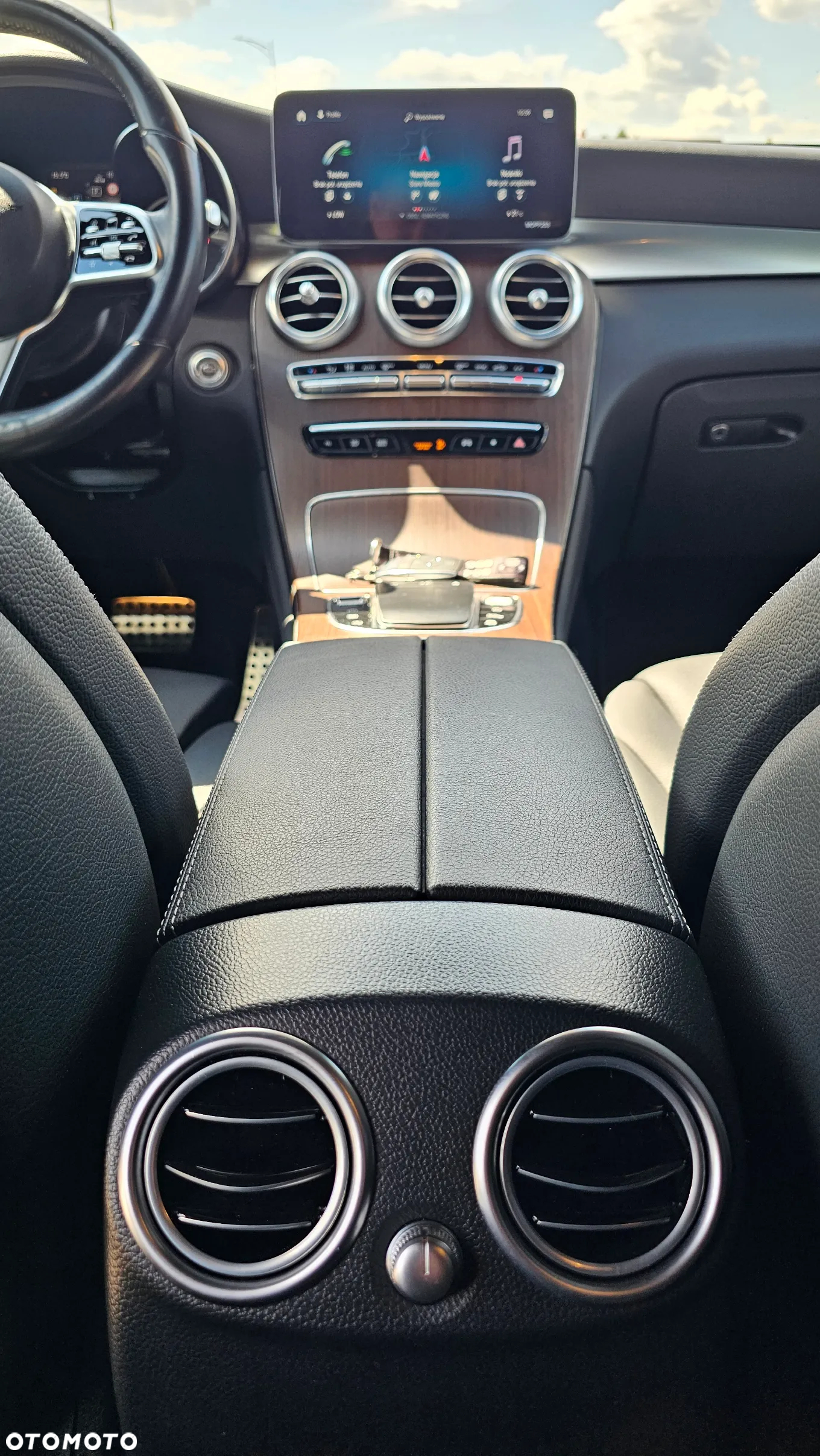 Mercedes-Benz GLC 300 4Matic 9G-TRONIC AMG Line - 19
