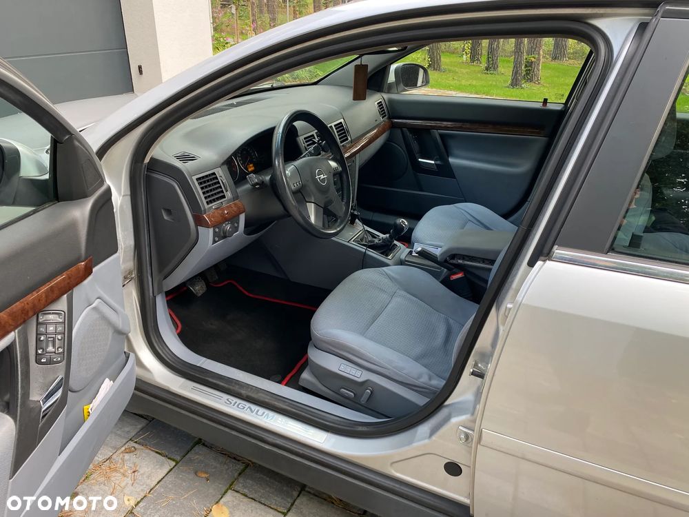 Opel Signum 2.0 T - 9