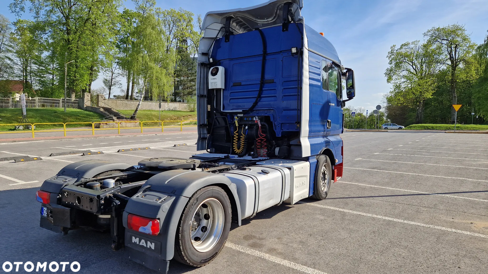 MAN TGX 460 Lift  Lowdeck z Niemiec  dwa zbiorniki - 13