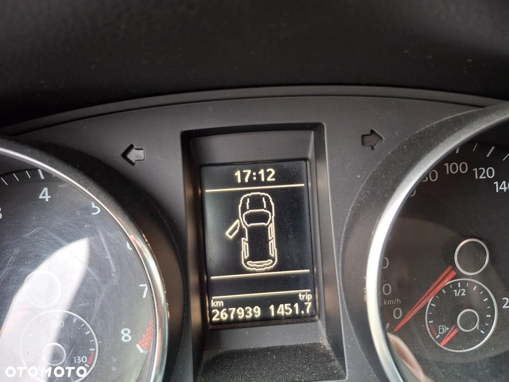 Volkswagen Golf VI 1.6 Comfortline - 4
