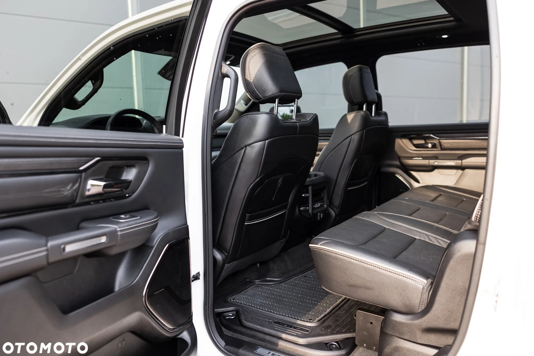 RAM 1500 Crew Cab Limited - 23