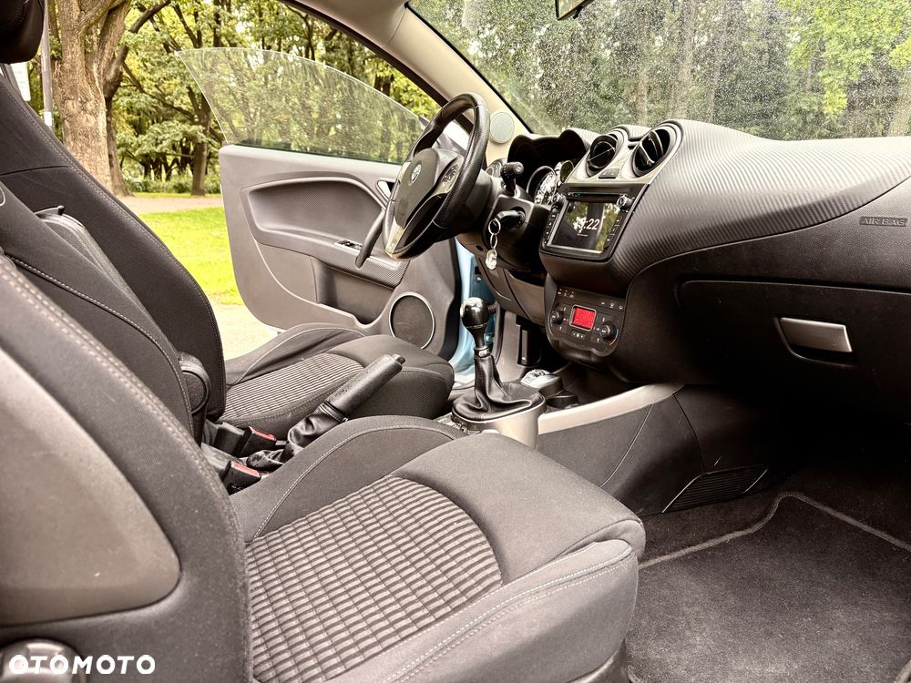 Alfa Romeo Mito 1.4 TB Distinctive - 17