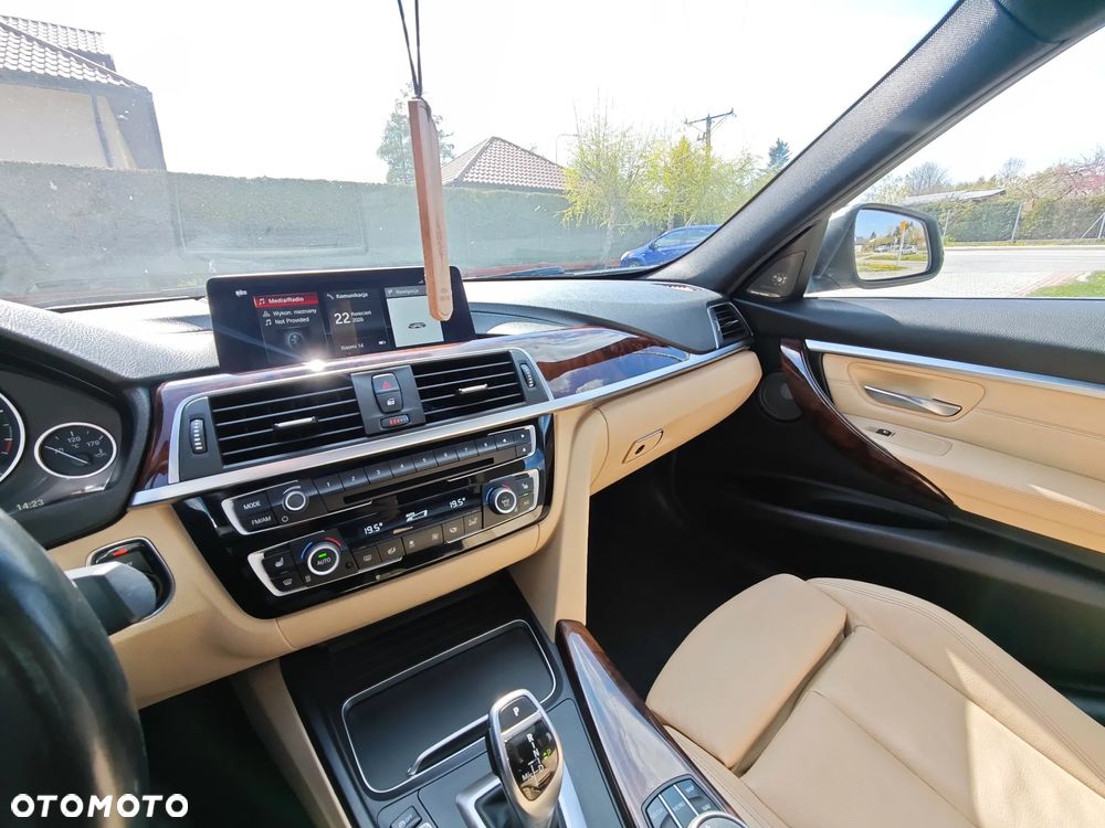 BMW Seria 3 340i xDrive Edition Luxury Line Purity - 14