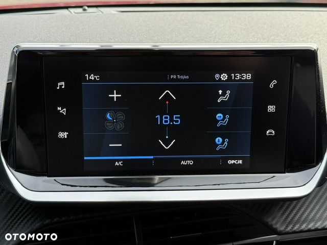 Peugeot 208 - 21