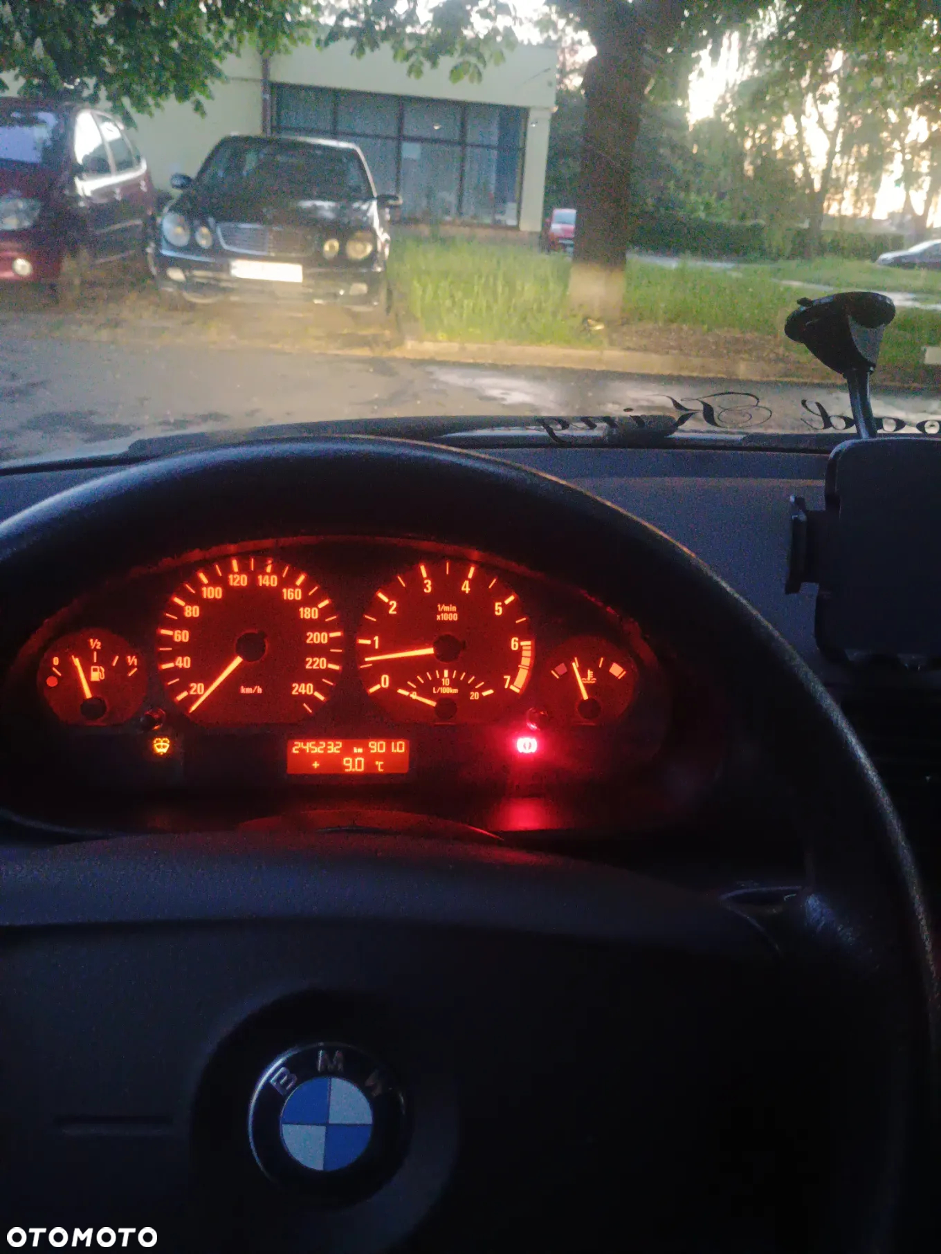 BMW Seria 3 318i - 8