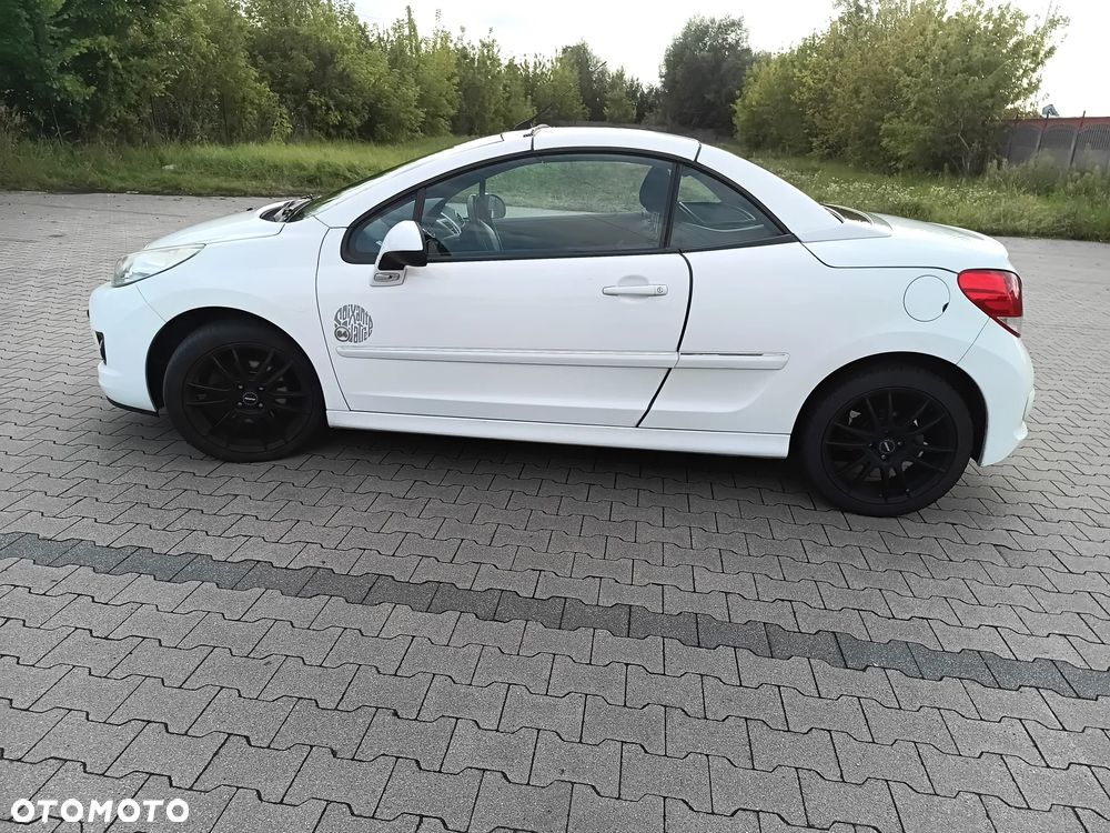 Peugeot 207 CC - 15