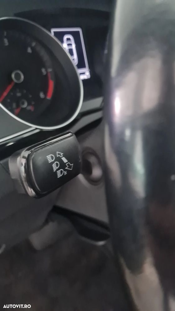 Volkswagen Passat 1.6 TDI (BlueMotion Technology) Comfortline - 15