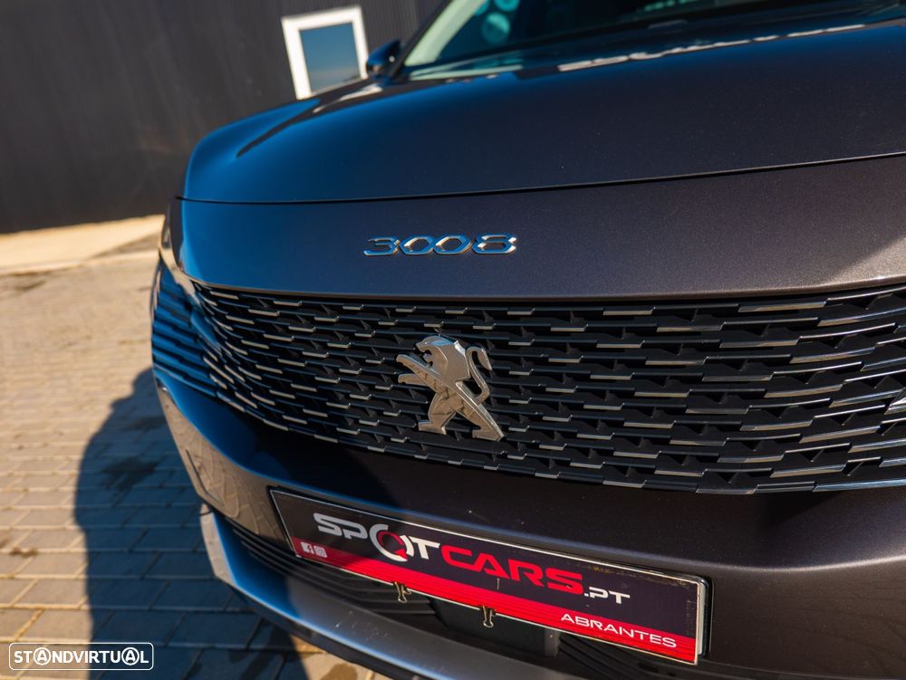 Peugeot 3008 1.2 PureTech Allure Pack EAT8 - 28