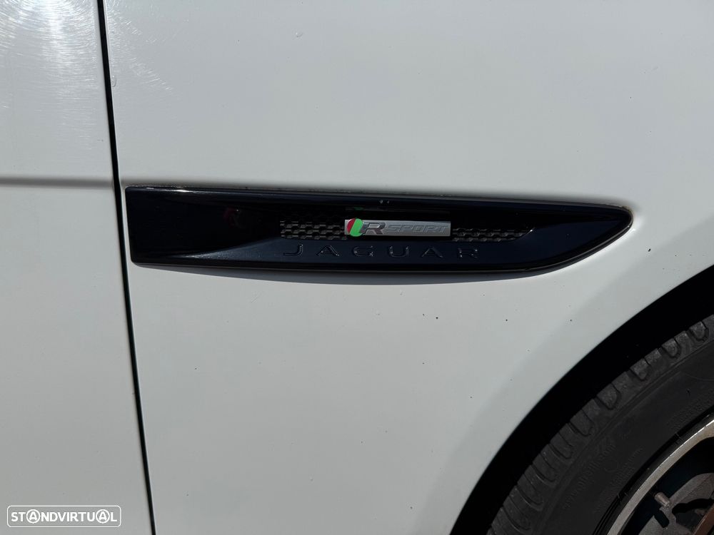 Jaguar XE 20d AWD Aut. R-Sport - 4