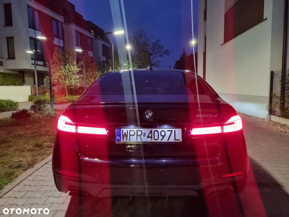 BMW Seria 5 520d xDrive MHEV M Sport sport - 34