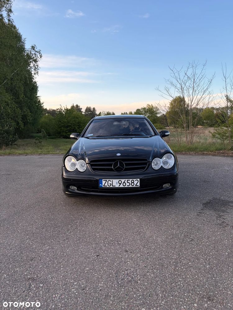 Mercedes-Benz CLK - 2
