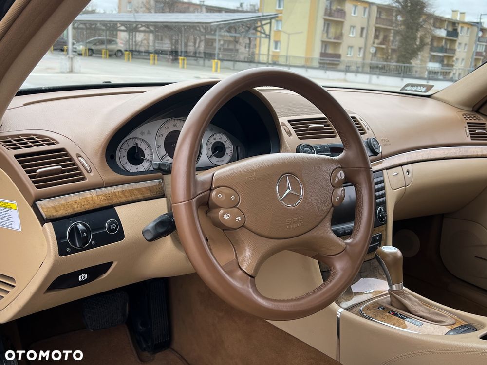 Mercedes-Benz Klasa E 500 4-Matic Avantgarde - 15