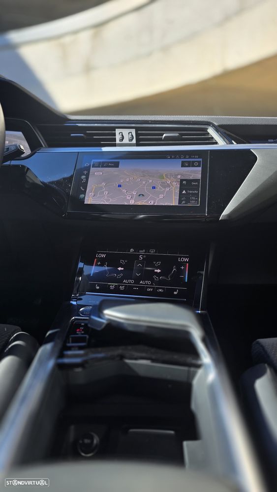 Audi e-tron 50 quattro S line - 23