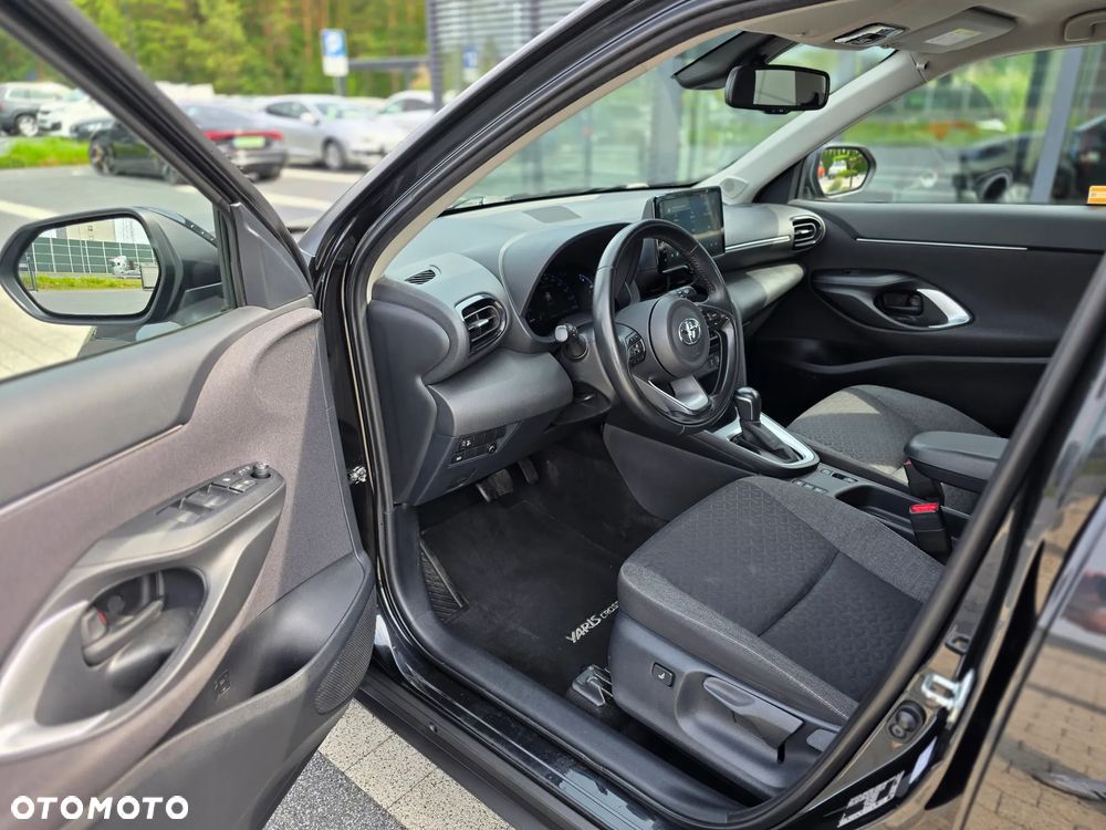 Toyota Yaris Cross Hybrid 1.5 Comfort - 24