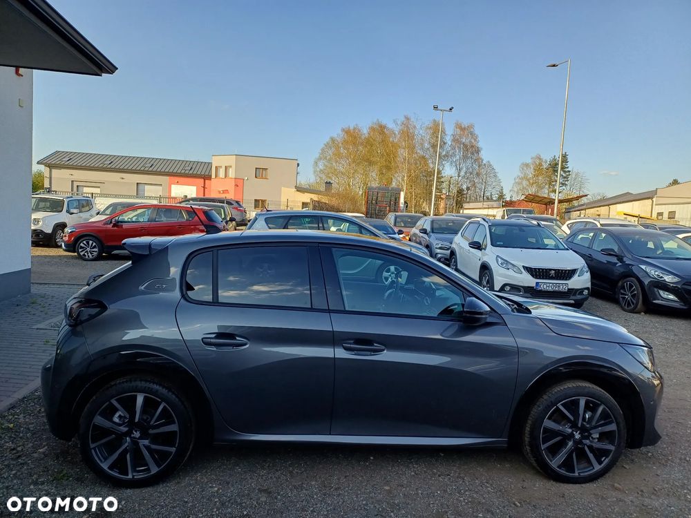 Peugeot 208 PureTech 100 EAT8 GT - 8