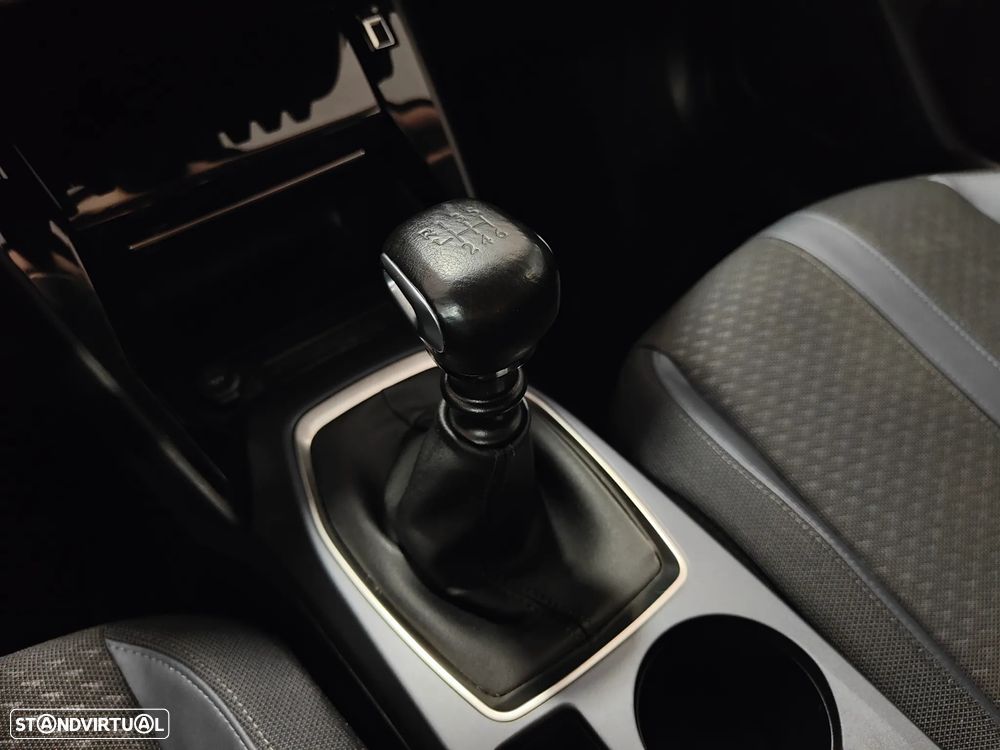 Peugeot 2008 1.2 PureTech Allure - 49