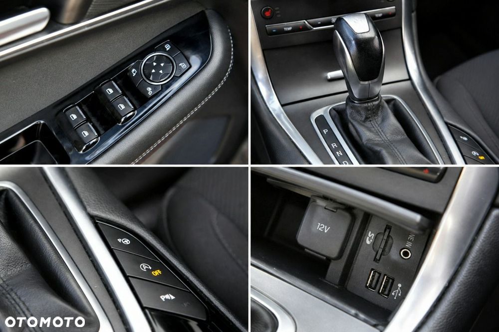 Ford S-Max - 11