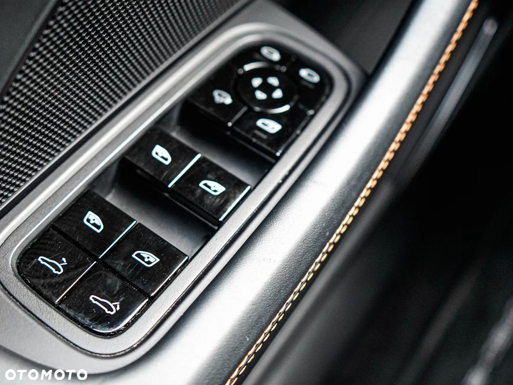 Porsche Panamera Turbo S - 17