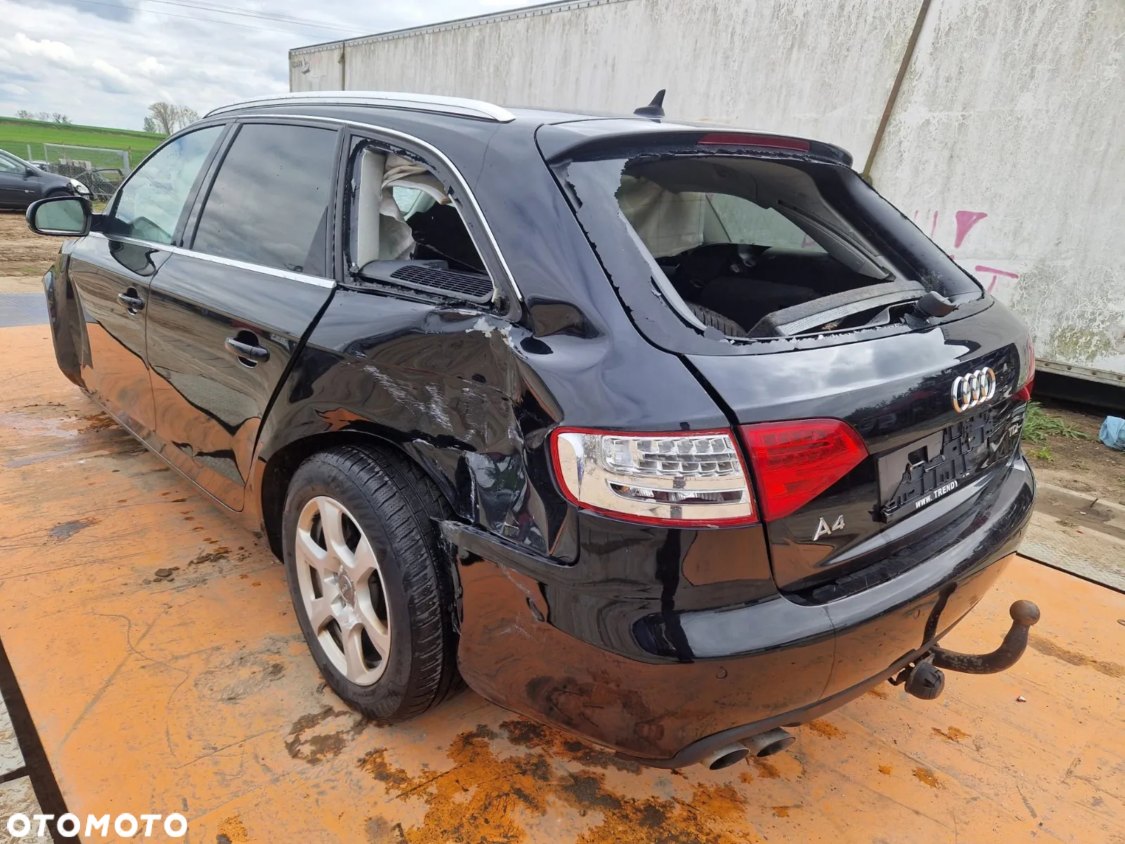 Audi A4 B8 2007-2015 Silnik 2.0 TDI CAGB 136KM/100kW LZ9Y na części drzwi lampa zderzak - 3