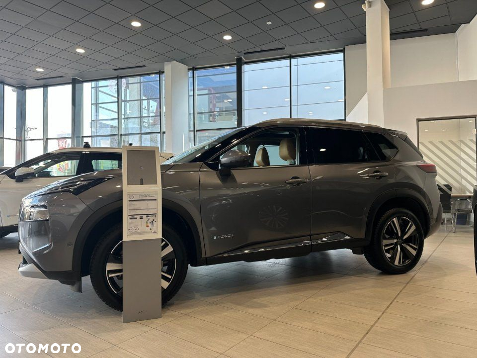 Nissan X-Trail - 2