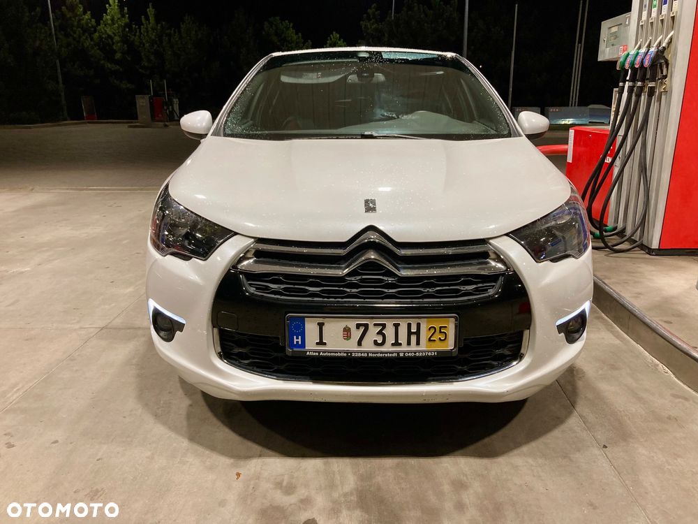 Citroën DS4 1.6 HDi SoChic - 6